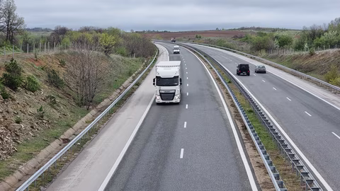 Специализирани полицейски екипи задържаха над 527 кг наркотици в Истанбул