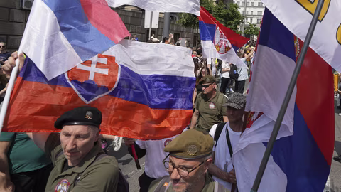 Студенти и ветерани протестират срещу удължаване на ареста в Ниш