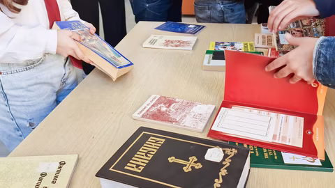 Проект "Лудогорието – кръстопът на традиции и култура" обогатява ученици със знания за религиите