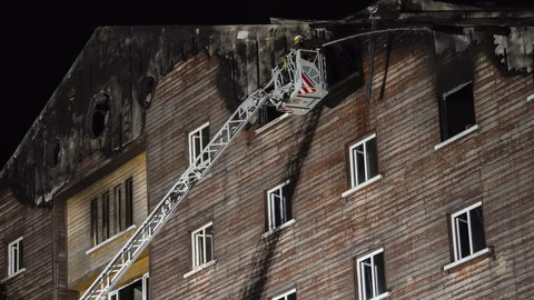 Прокуратурата в Турция иска дълги присъди за пожар с 78 жертви в хотел