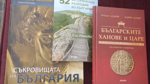 Окръжният съд в Търговище връчи подаръци по образователна програма преди 24 май