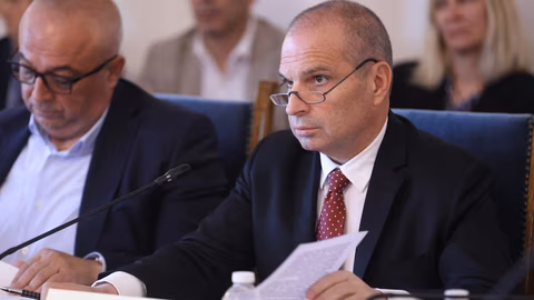 Гроздан Караджов разпореди проверки на претоварени камиони след дърводобив