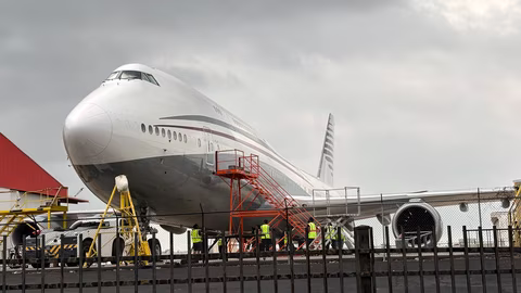 Министър Хегсет прие луксозен "Боинг 747" за президента Тръмп