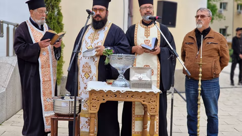 В Перник отбелязаха 13 години от земетресението през 2012 г. с молебен
