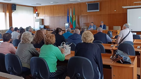 Община Шумен започва ремонти на уличната мрежа в шест села през 2025 г.