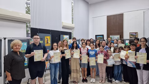 ЦУТНТ Разград отличи най-успешните ученици с грамоти и ваучери