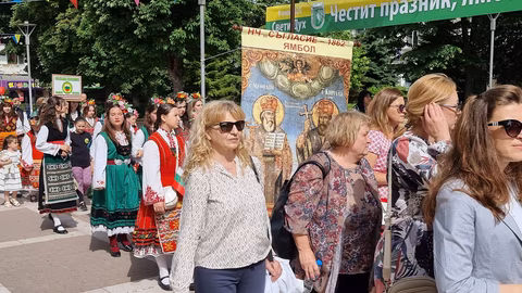 Ямбол празнува 24 май с шествие и награда за училище "Св. св. Кирил и Методий"