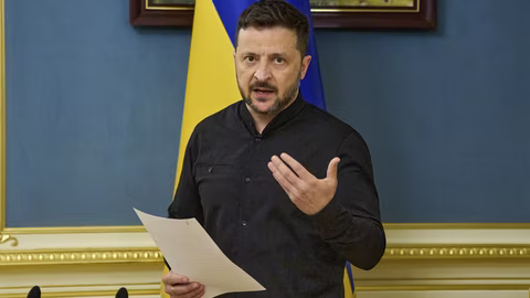 Володимир Зеленски обяви три нови санкционни пакета срещу Русия