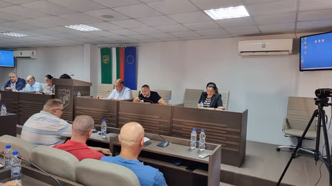 Общинският съвет на Враца обсъжда почетни звания и бюджетни промени за 2025