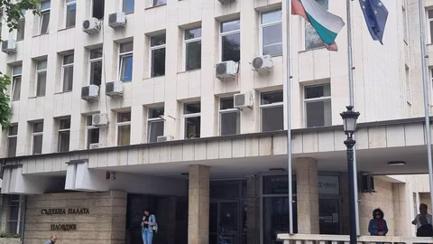 Обвинителен акт срещу 15-годишен за смъртта на майка му в Пловдив