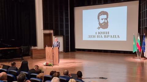 Общинският съвет във Враца иска връщане на първия паметник на Христо Ботев