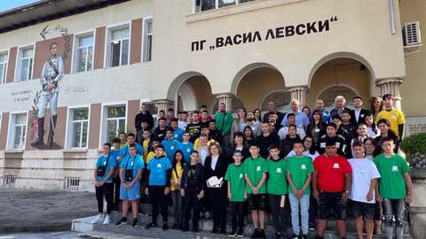 Наталия Киселова участва в урок в ПГ "Васил Левски" с иновативни методи
