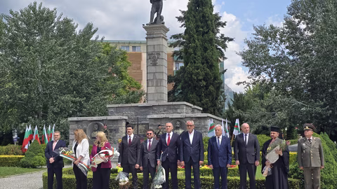 Отбелязаха Деня на Ботев със специална церемония в Сливен