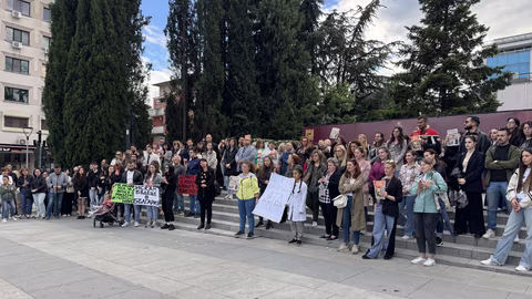 Медицински специалисти настояват за повишение на заплатите до 150%