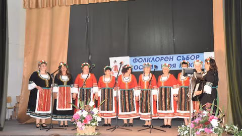 Фолклорният събор „Осъм – моя река” в Александрово събира много изпълнители