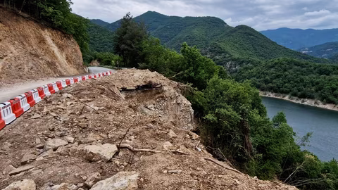 Ограничението за тежкотоварни коли по пътя Михалково – Кричим е отменено