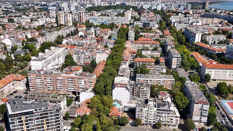 В Бургас отново се усеща задушлива миризма, причината остава неизвестна