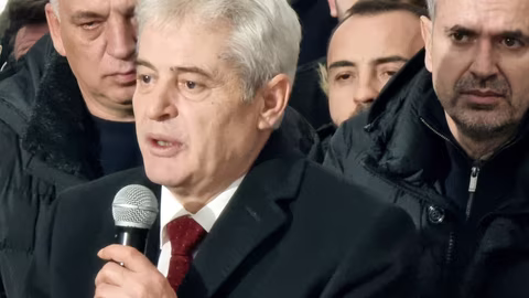 Али Ахмети поиска предсрочни избори и прозрачност в политиката