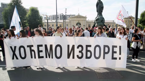 Почти 90% от младите в Сърбия подкрепят студентските протести за промяна