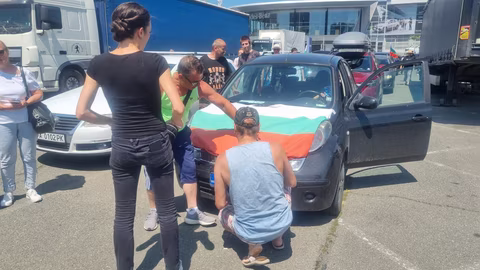 Автошествие в Бургас изрази протест срещу въвеждането на еврото