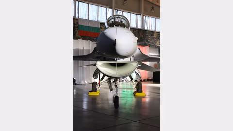 Вторият изтребител F-16 Block 70 пристига за усилване на ВВС на България