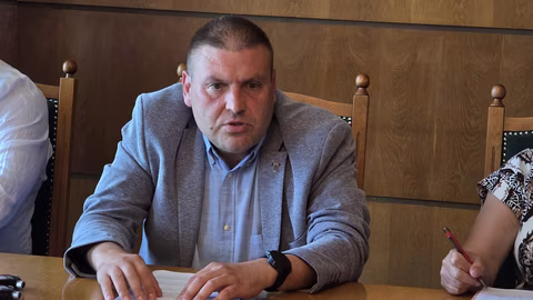 Кметът на Плевен Валентин Христов подписа споразумения за важни инфраструктурни проекти