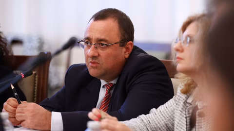 Министър Иван Иванов отчита прогрес и предизвикателства по програмата за саниране