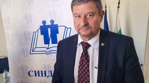 Проучване разкрива нуждите и предизвикателствата на учителската квалификация