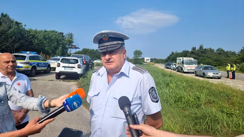 Засилен контрол по пътищата в област Добрич с необозначени полицейски коли