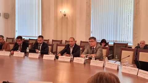 Временна комисия обсъди водната криза с кметове и експерти от няколко общини