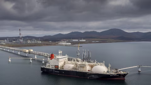 ЕК планира пълна забрана на вноса на руски газ в ЕС до края на 2027 г.