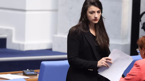 Лена Бориславова критикува ръководството на МВР за липса на експертиза