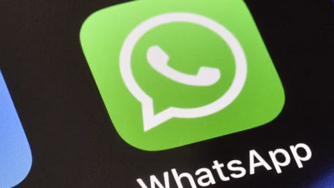 WhatsApp въведе реклами в „Актуализации“ като част от стратегия за монетизация