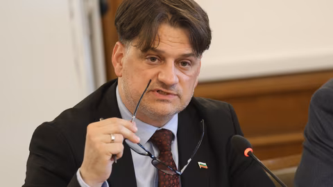 Министър Бачев потвърждава увеличение на бюджета за сценични изкуства през 2025