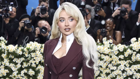 Изпълнението на Сабрина Карпентър на \"Грами\" предизвика спорове около използването на живи животни