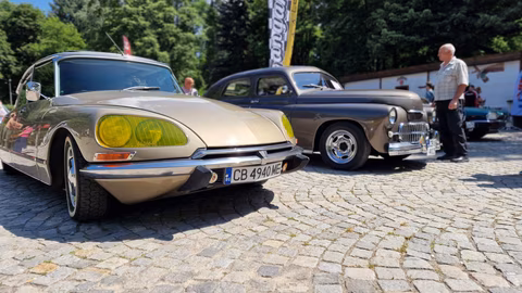 Citroën DS от 1973 г. спечели ретро парада &quot;Алея на класиката&quot; в Перник