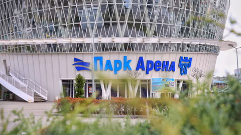 Кметът на Бургас предлага промени в таксите за паркинги и общински услуги