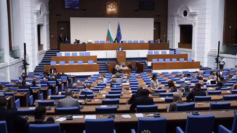 Парламентът обсъжда промени в Закона за водите, касаещи напояването