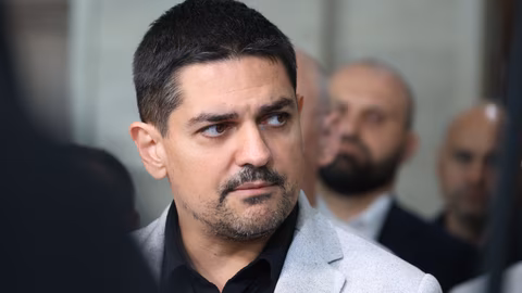 Кирил Петков подаде оставка, а политическата сцена остава в напрежение