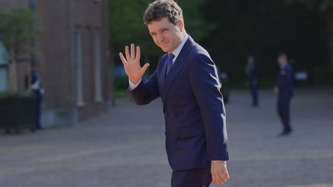 Президентът Никушор Дан: Пристанище Констанца е ключово за сигурността в Черно море