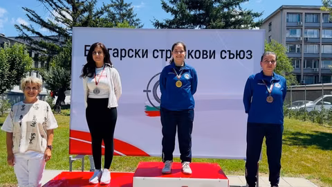Мирослава Минчева стана шампион на държавното по спортна стрелба