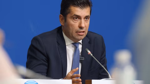 Кирил Петков официално прекратява мандата си на депутат
