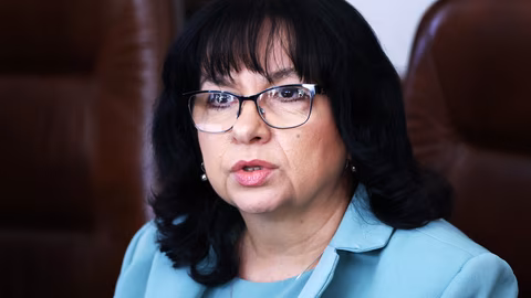 Министър Петкова: България задържа рекордно количество кокаин на границата