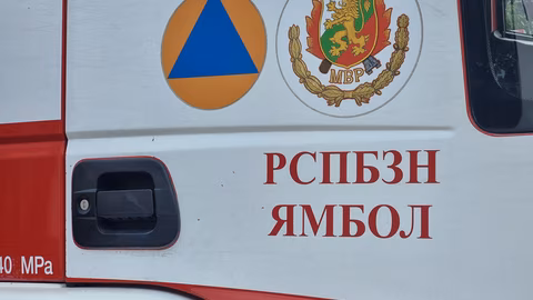 Пожар в необитаема сграда в квартал "Каргон" в Ямбол овладян навреме