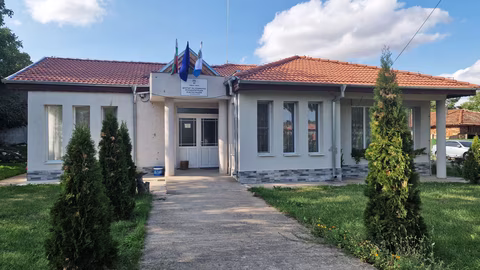 Община Самуил инвестира в фотоволтаици и електромобил за социалните услуги