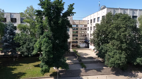 Общинският съвет в Ценово гласува мерки за доброволци и образование