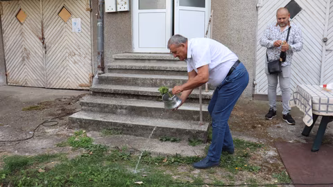 Община Попово започна саниране на две жилищни сгради по Плана за възстановяване
