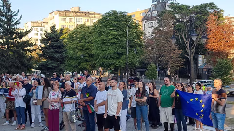 Жители на Варна настояват за освобождаване на кмета Благомир Коцев