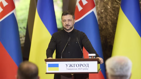 Зеленски: Украйна произвежда почти 60% от оръжията за своята армия