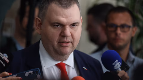Делян Пеевски нарече вота на недоверие към правителството \"безсмислено упражнение\"